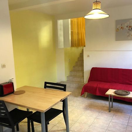 Les Marches De Paulina Apartment Sainte-Luce Luaran gambar