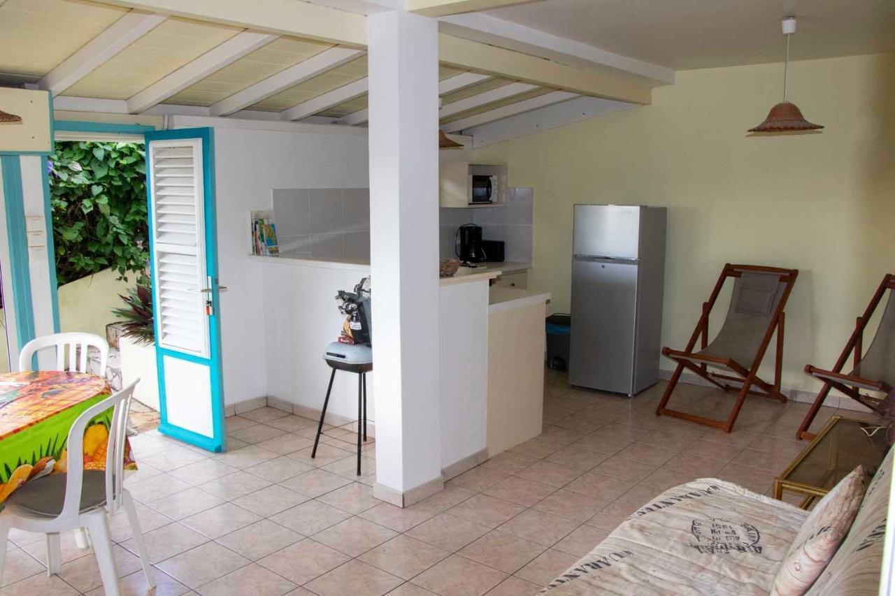 Les Marches De Paulina Apartment Sainte-Luce Luaran gambar