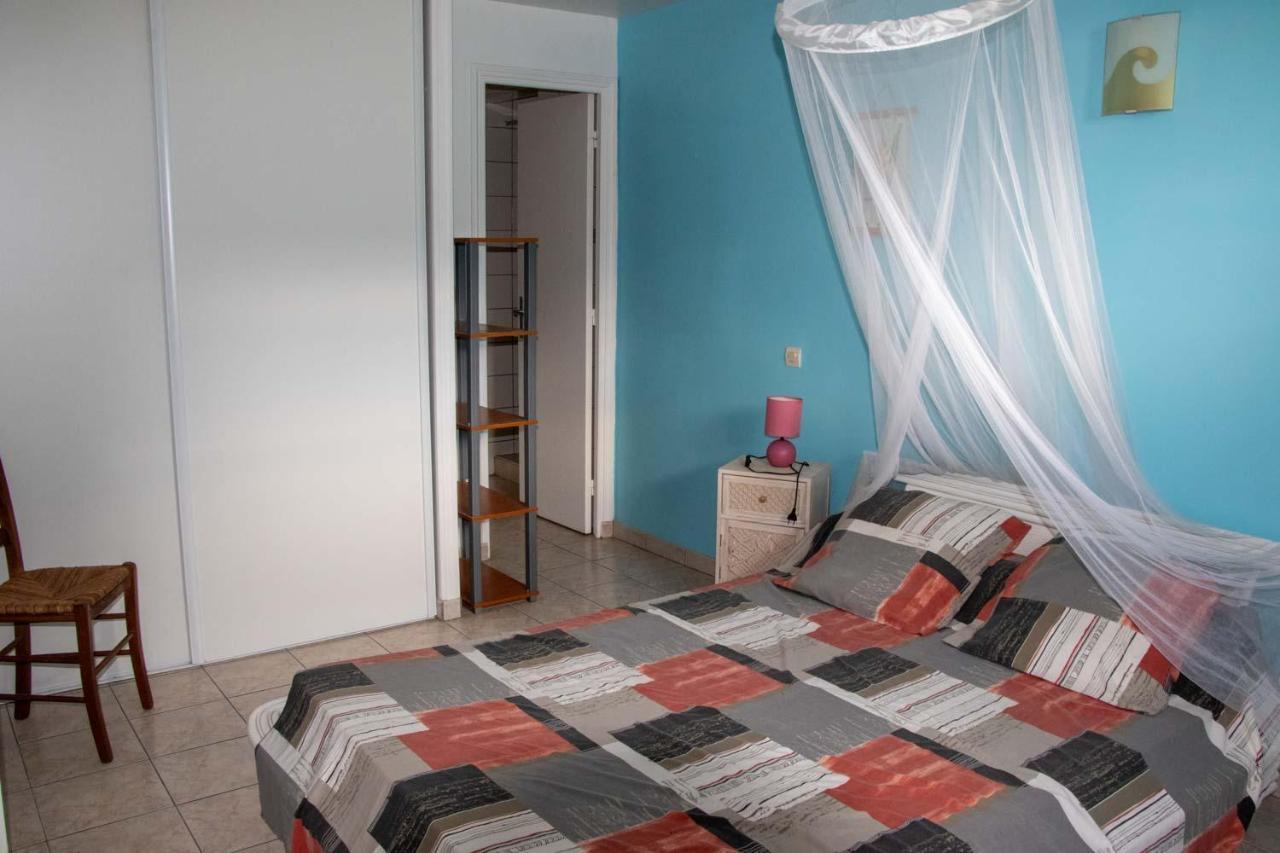 Les Marches De Paulina Apartment Sainte-Luce Luaran gambar