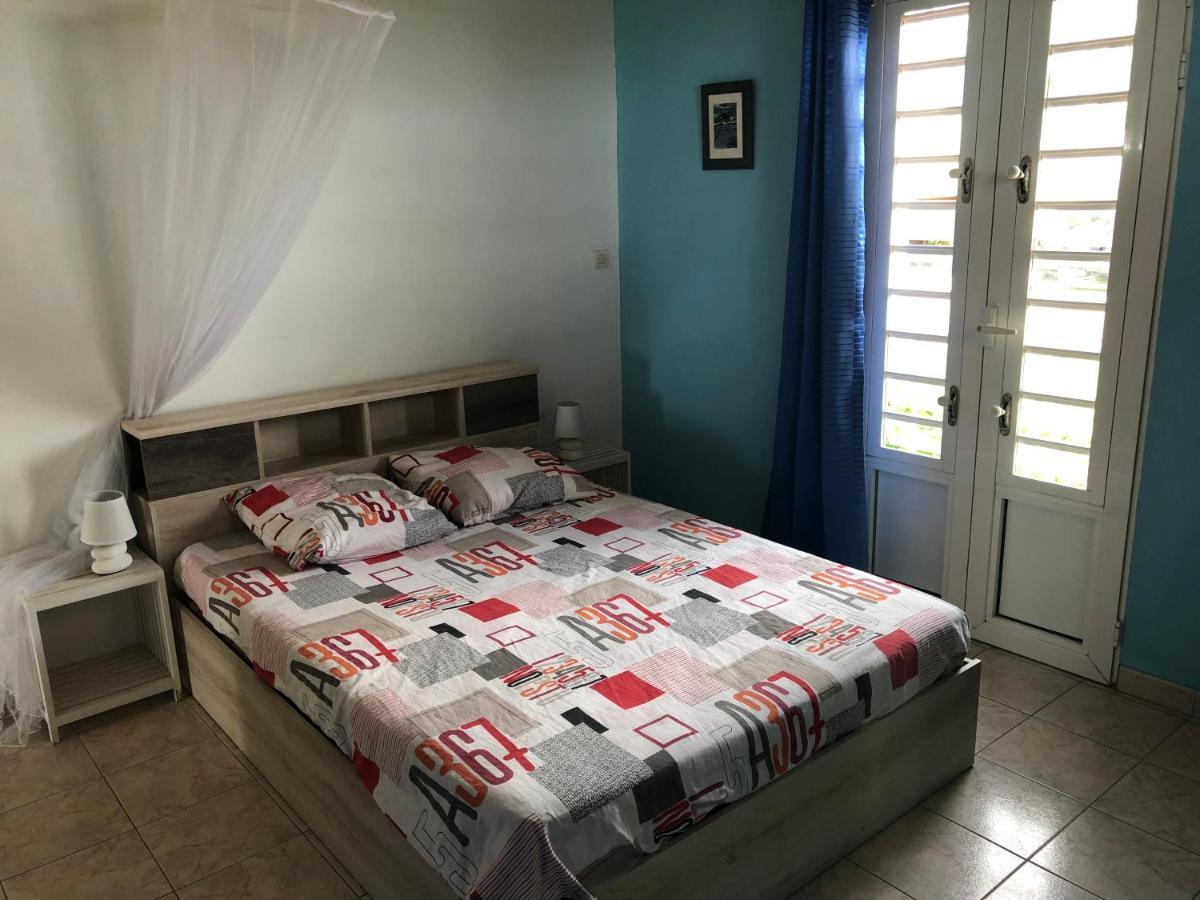 Les Marches De Paulina Apartment Sainte-Luce Luaran gambar