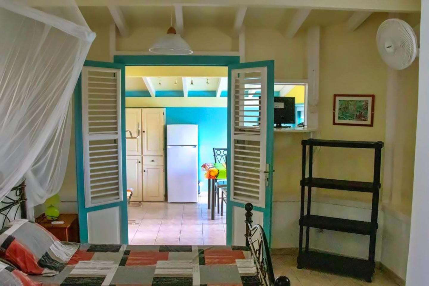 Les Marches De Paulina Apartment Sainte-Luce Luaran gambar