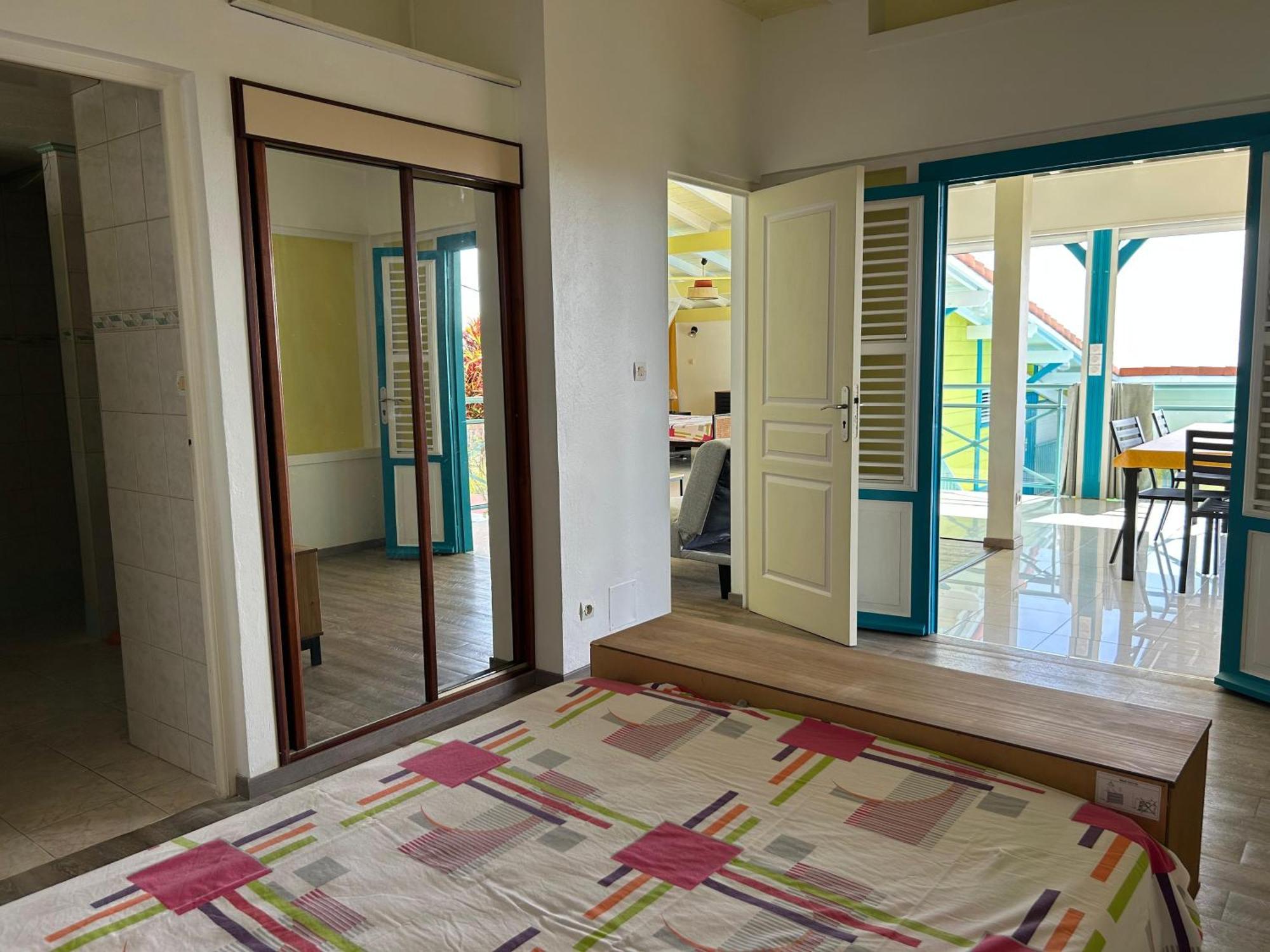 Les Marches De Paulina Apartment Sainte-Luce Luaran gambar